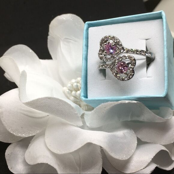 Double heart halo ring - Picture 1 of 2